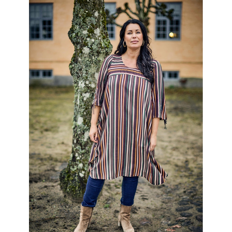 ZOEY ELLIE DRESS Kleider 296 Brown Mix