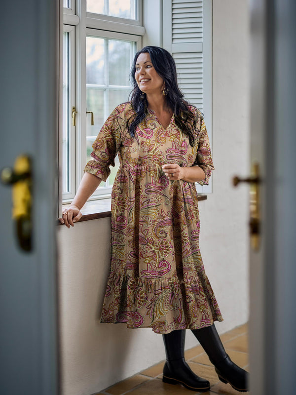 ZOEY JANE DRESS Kleider 637 Bright Pink Mix